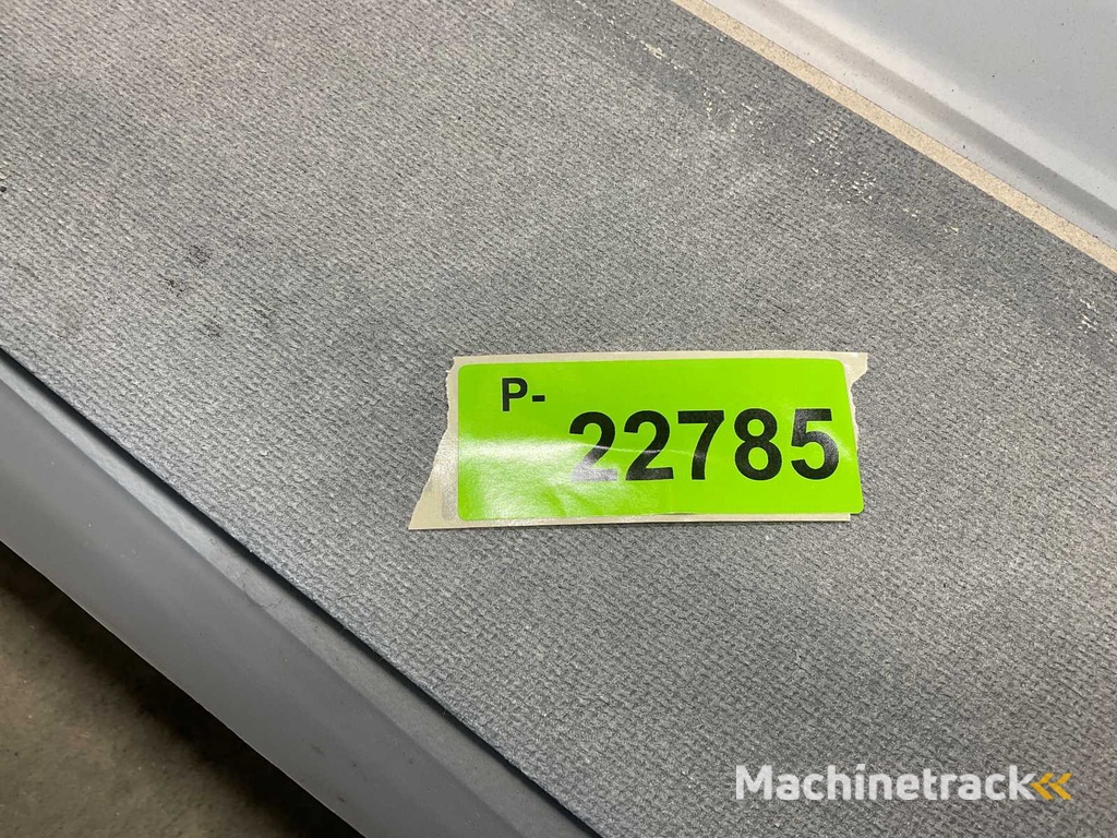 Fassadenleiste aus Cedral - Brandklasse A2 - Violett Blau - 360x18,6x1,2 cm (103x)