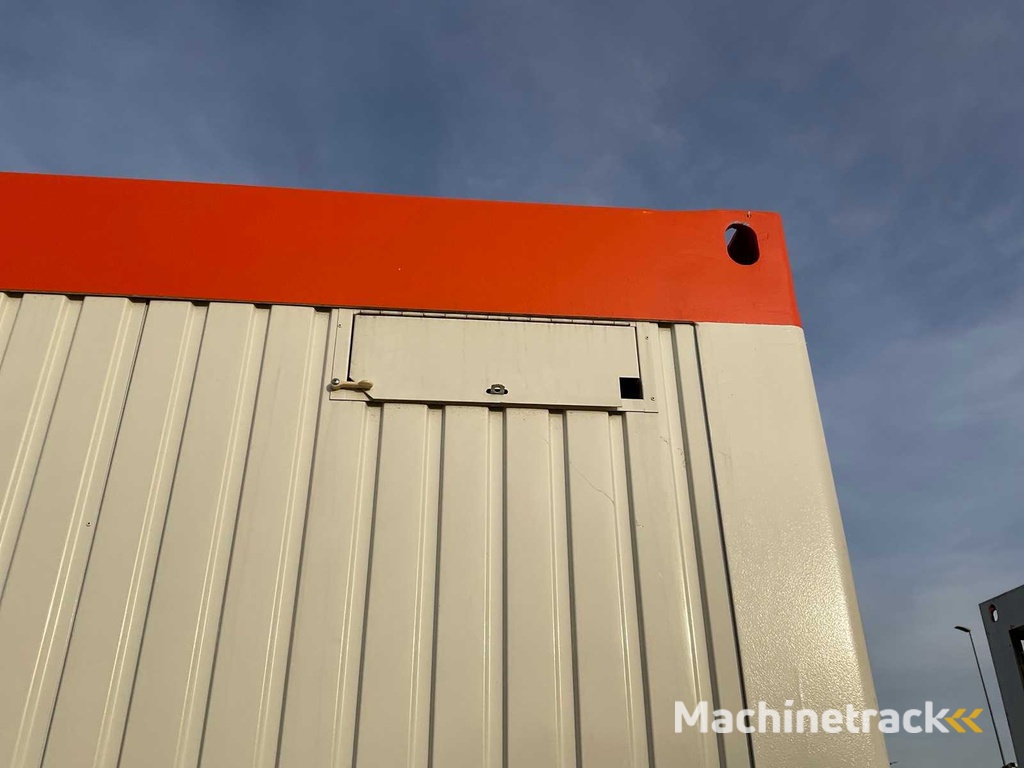 Kleusberg Solid 5000 Office Unit