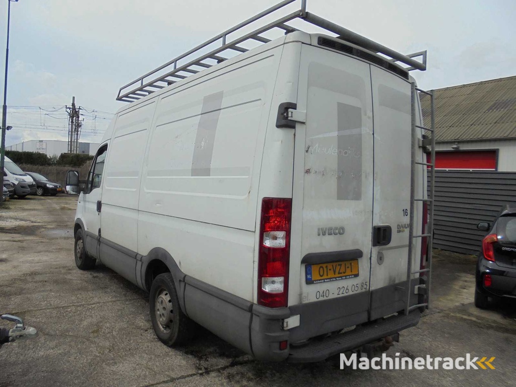 Iveco - 29 L 12V 330 H2 - 02-VZJ-1