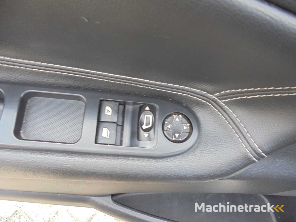 Peugeot - 2009 - 207 CC - 1.6 THP Sport - N-920-XS