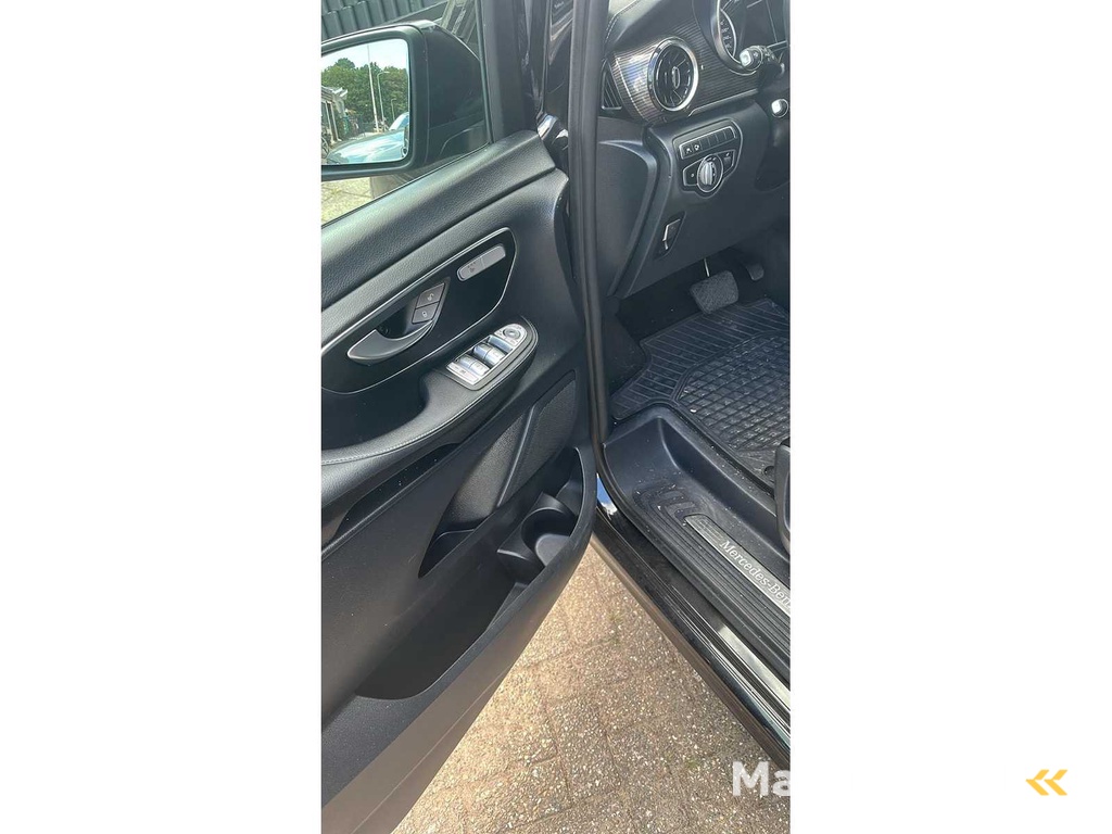 Mercedes-Benz - V-Klasse - 300d L.DC Ed. - V-53-FRJ