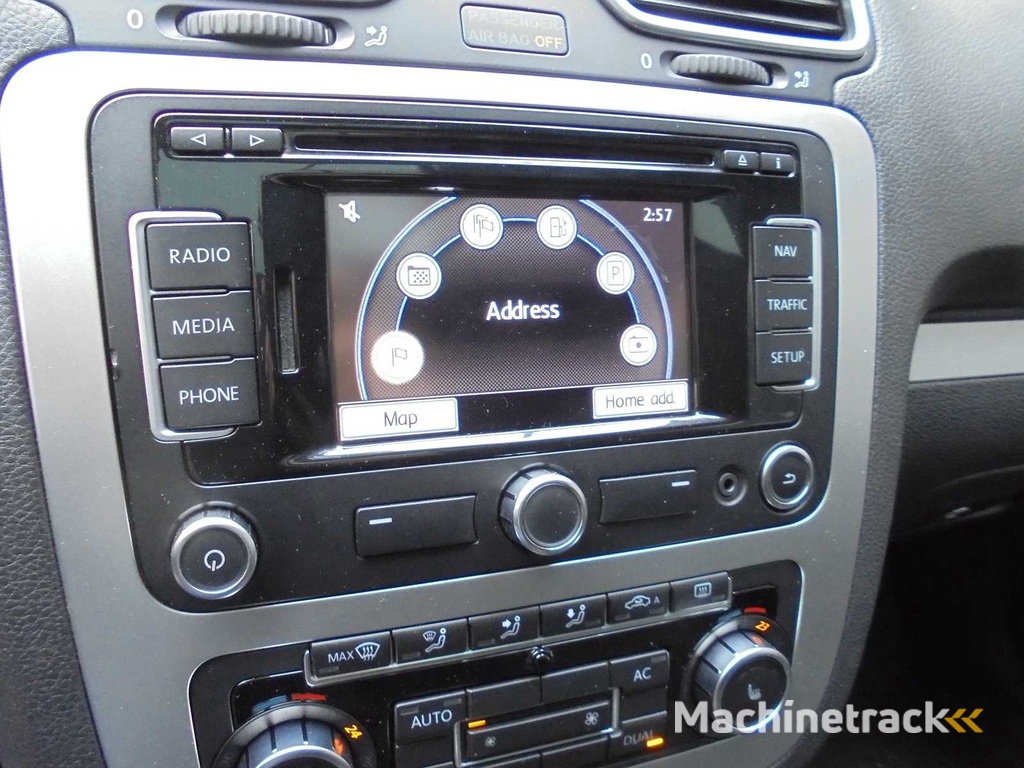 Volkswagen - 2010 - Scirocco - 2.0 TSI Highl. Plus - 7-XSJ-01