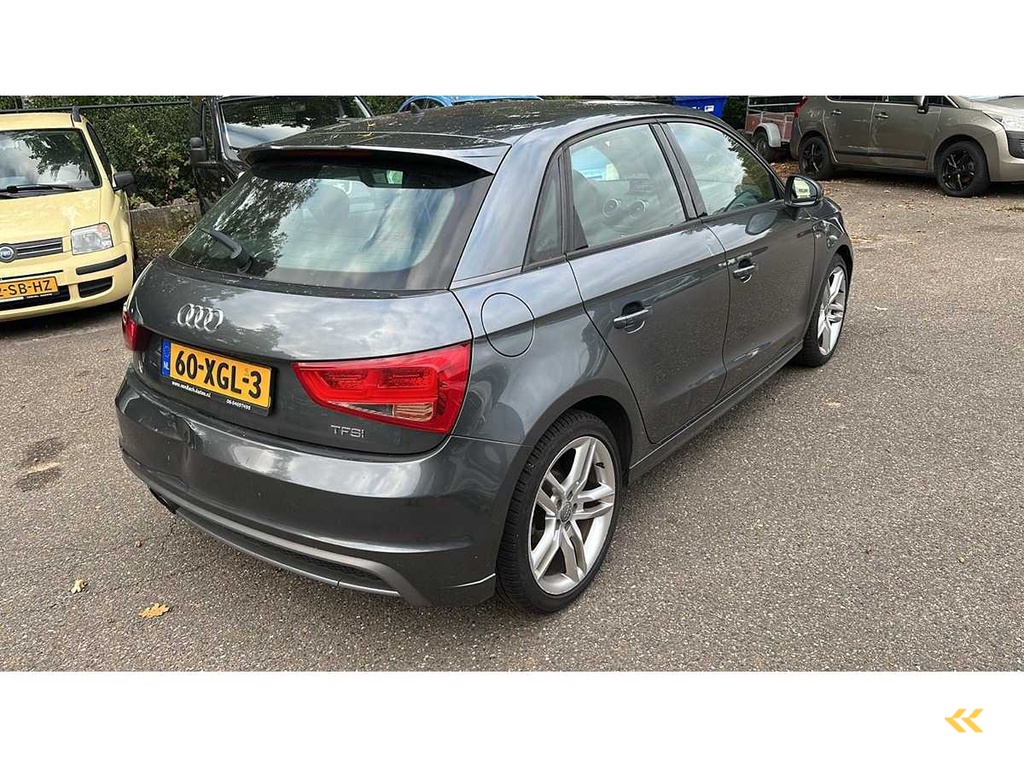 Audi - 2012 - A1 Sportback - 1.4 TFSI Pro Line S -60-XGL-3