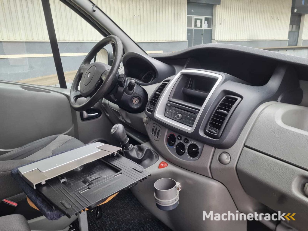 Renault - Trafic - 2.0 dCi T27 L1H1Bl.E - VF-882-P