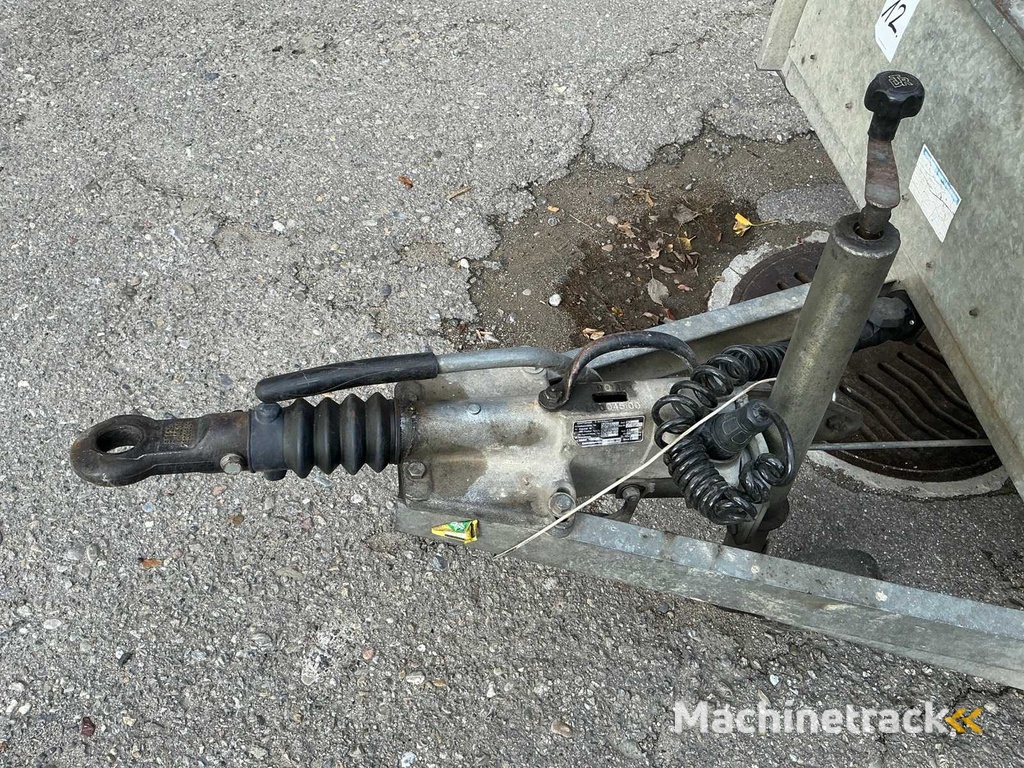 2004 IFOR Williams IW27CH Sachentransportanhänger mit Auffahrrampe