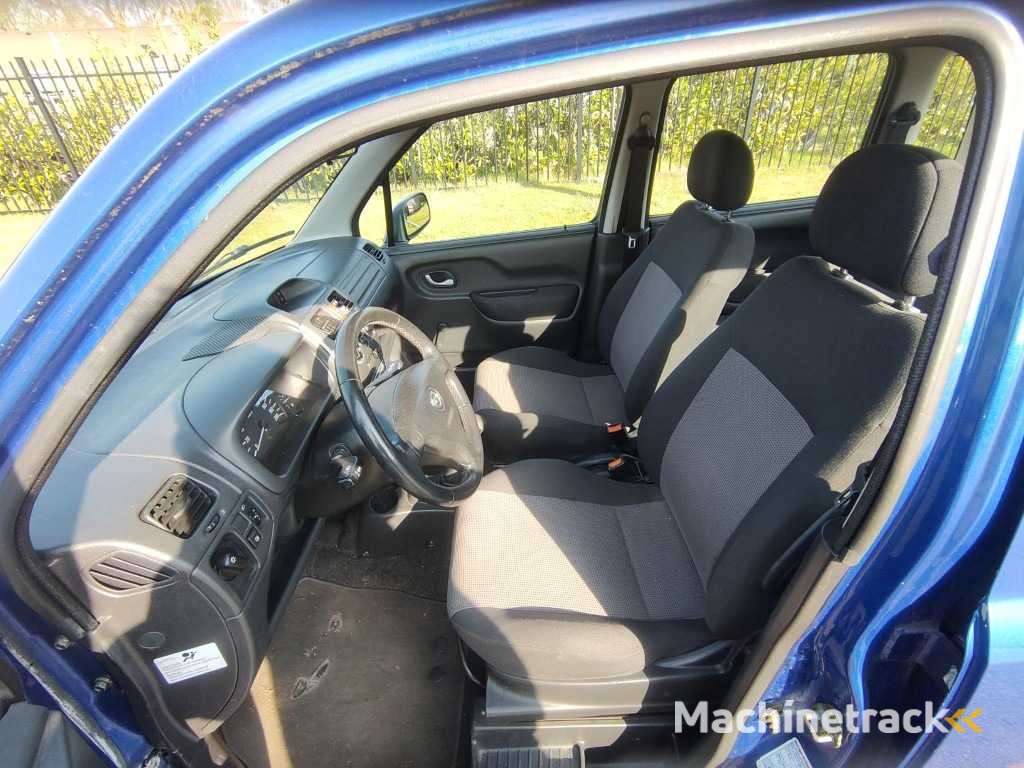 Opel - 2004 - Agila - 1.2-16V Maxx - 54-PP-NV