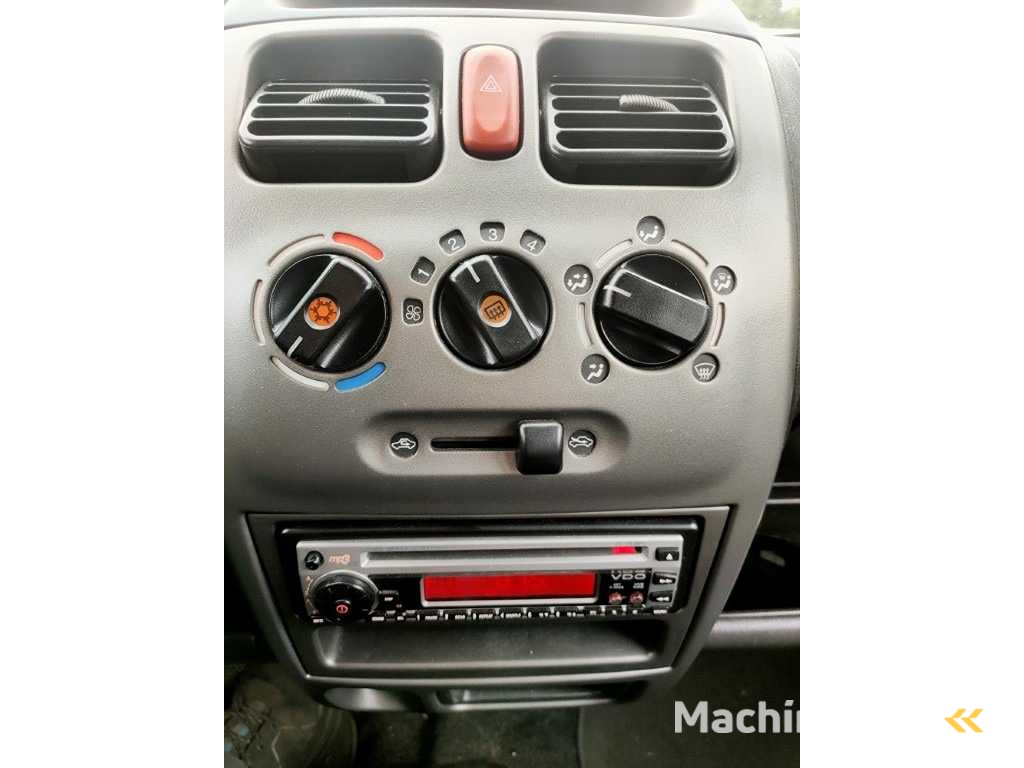 Opel - 2004 - Agila - 1.2-16V Maxx - 54-PP-NV