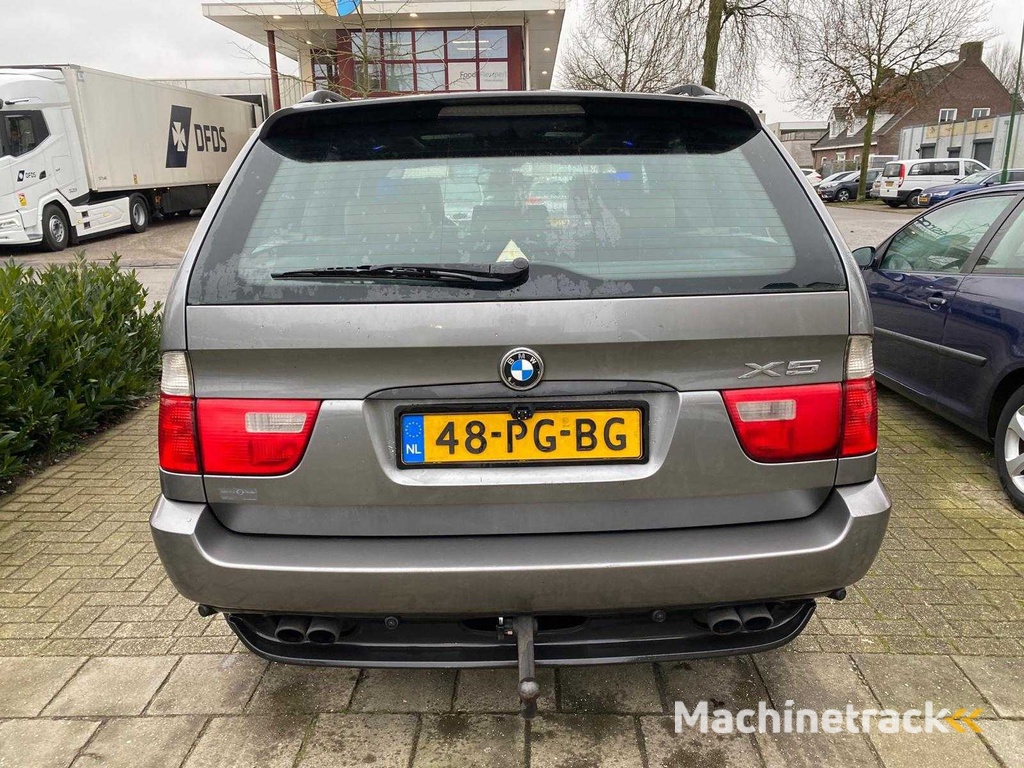 BMW - 2004 - X5 - 4.4i High Executive - 48-PG-BG