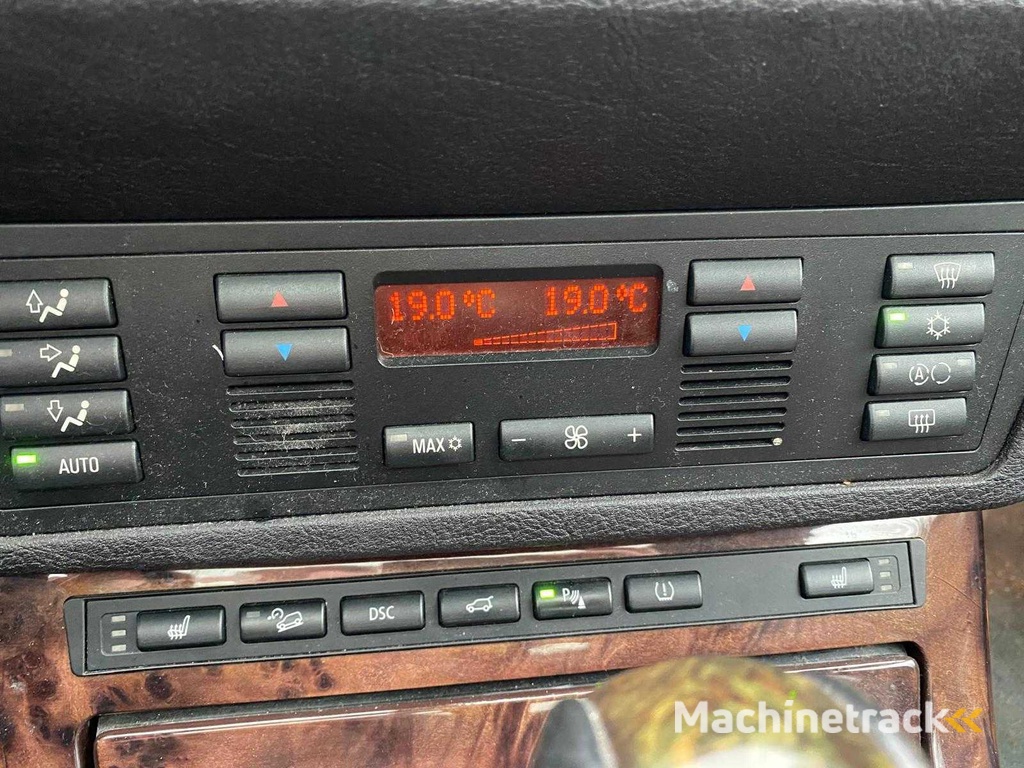 BMW - 2004 - X5 - 4.4i High Executive - 48-PG-BG