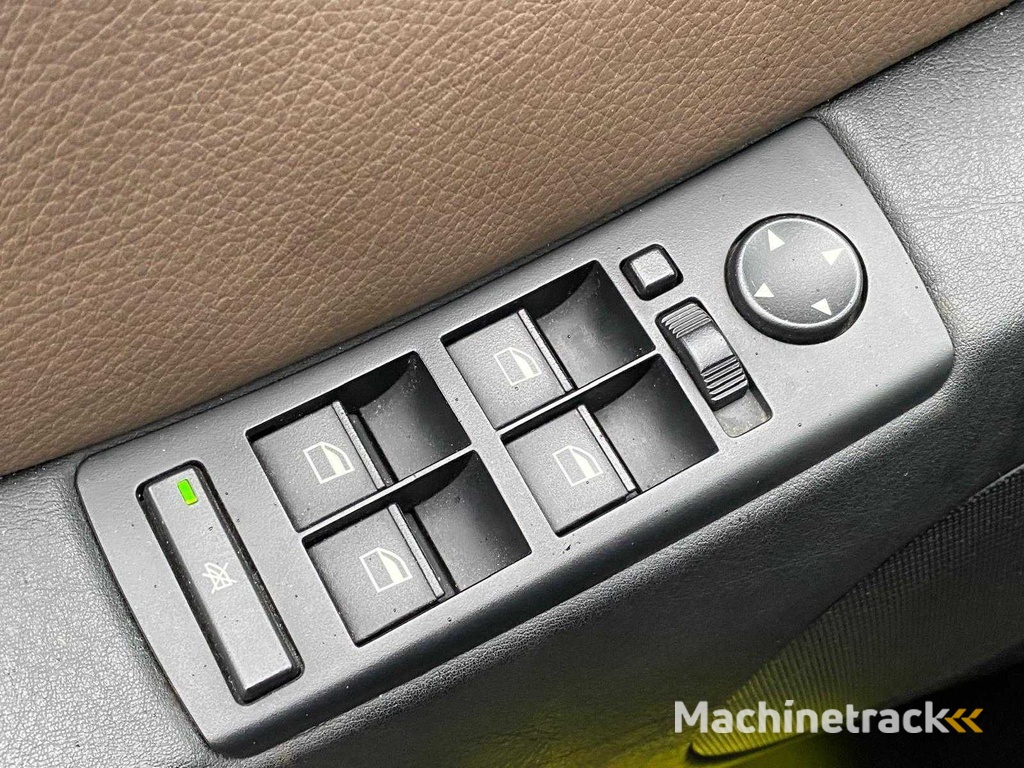 BMW - 2004 - X5 - 4.4i High Executive - 48-PG-BG