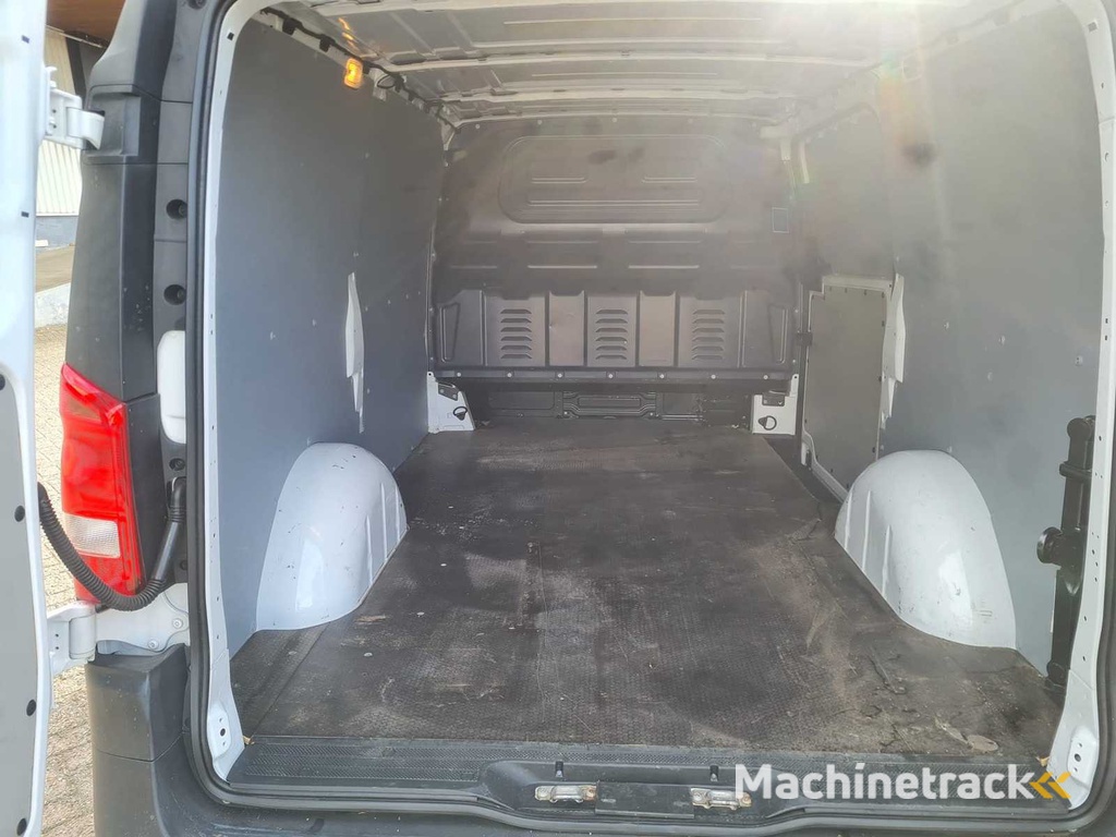 Mercedes-Benz - Vito - 114 CDI Lang - VFH-76-L