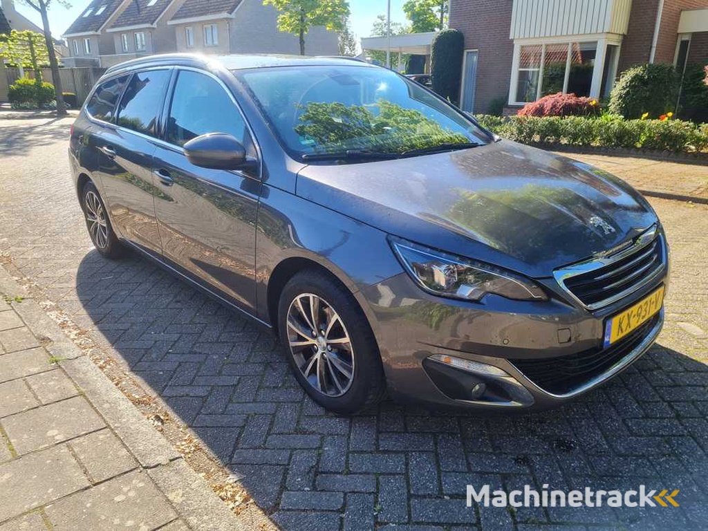 Peugeot - 2016 - 308 SW - 1.2 PureT.Blue L. Pr - KX-931-V