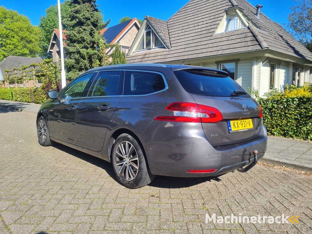 Peugeot - 2016 - 308 SW - 1.2 PureT.Blue L. Pr - KX-931-V