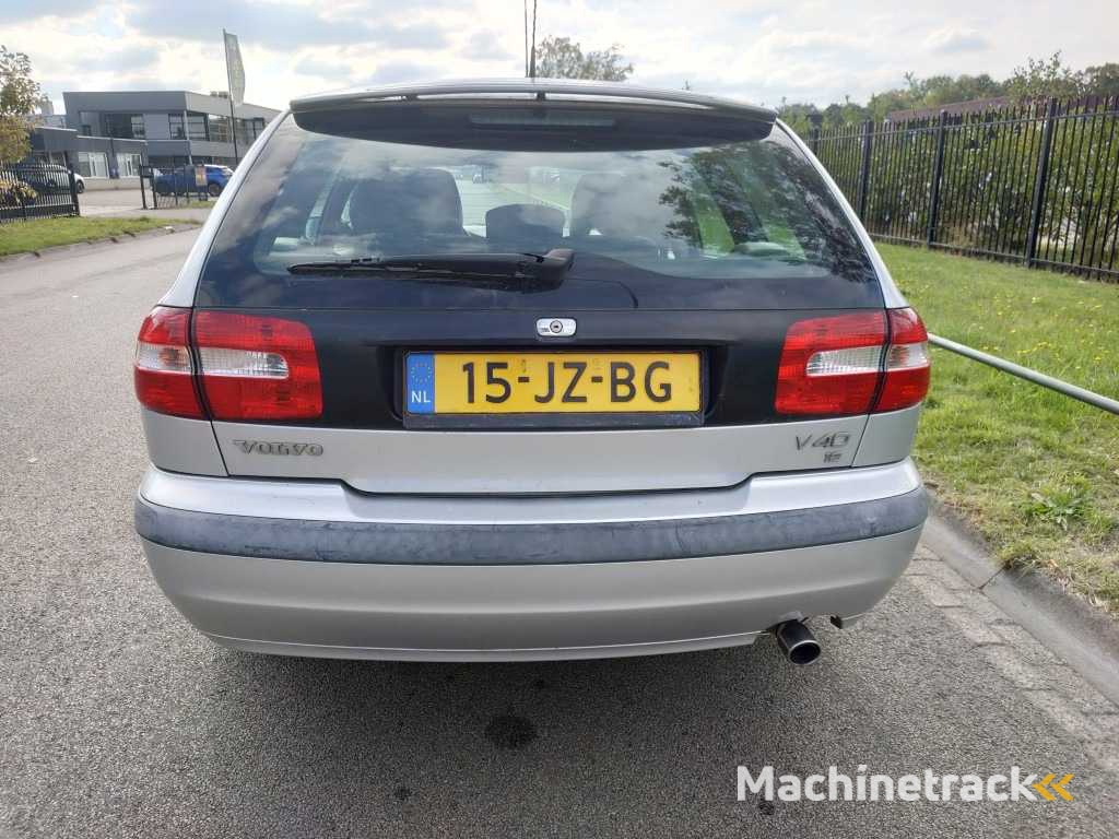 Volvo - 2002 - V40 - 1.8 Europa - 15-JZ-BG