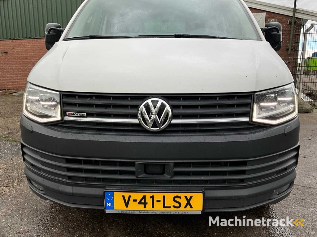 2017 - Volkswagen - Transporter - 2.0 TDI L2H1 DC 4MCo - PKW