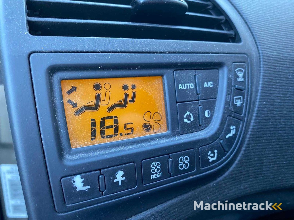 Citroen - 2009 - C4 Picasso - 1.6 VTi Business 5p. - 03-NLZ-9