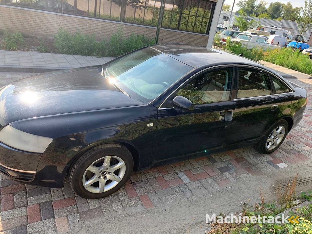 Audi - 2005 - A6 Limousine - 2.4 Pro Line - 09-RX-NZ