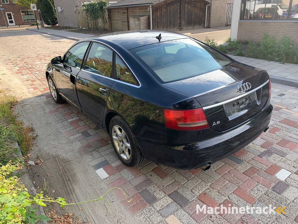 Audi - 2005 - A6 Limousine - 2.4 Pro Line - 09-RX-NZ