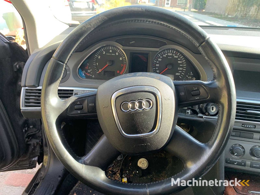 Audi - 2005 - A6 Limousine - 2.4 Pro Line - 09-RX-NZ