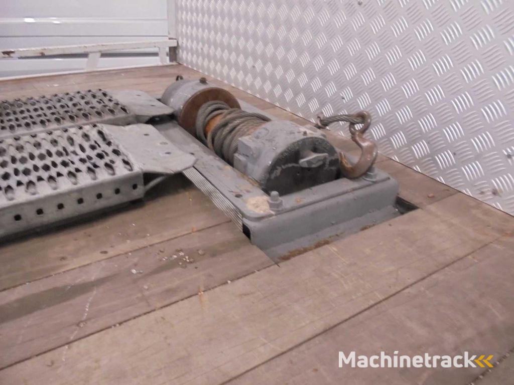 Mercedes-benz - 818 L + Rampe - ATEGO - Nutzfahrzeug