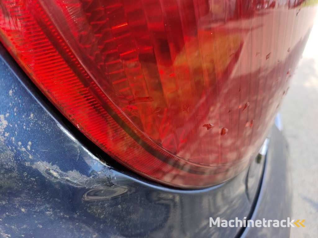 Toyota - 2003 - Yaris - 1.0 VVT-i - 8-ZKX-02