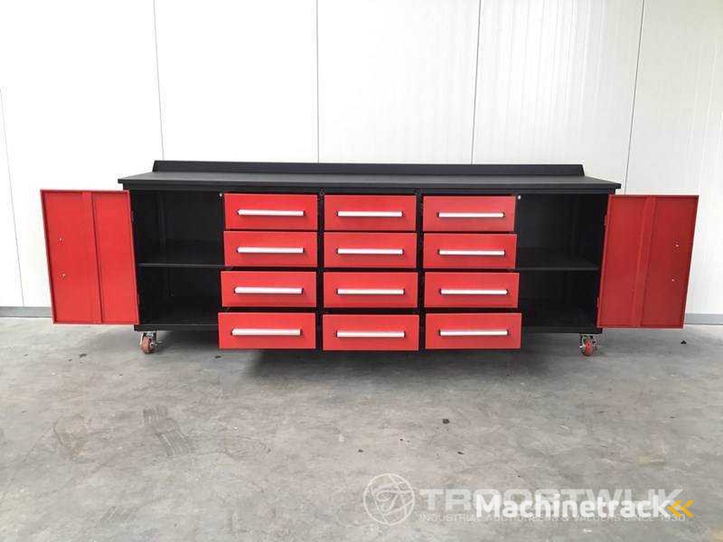 2025 -Easy-Going -10FT-12D-2- 01C - Werkbank