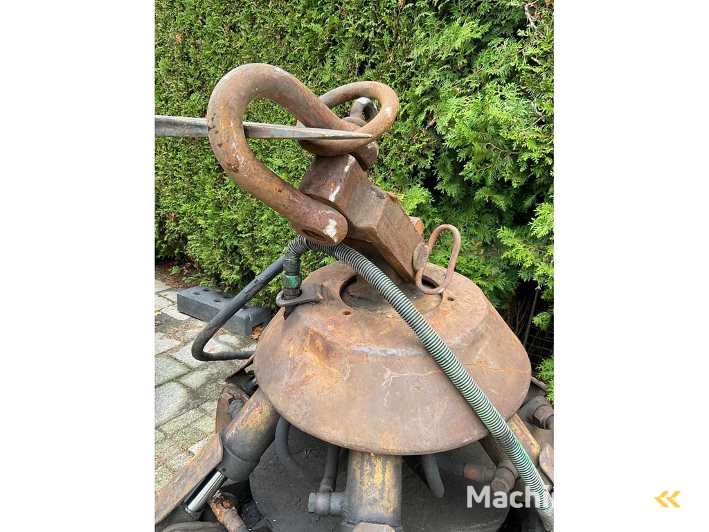 Hydraulischer Polypengreifer / Schrottgreifer