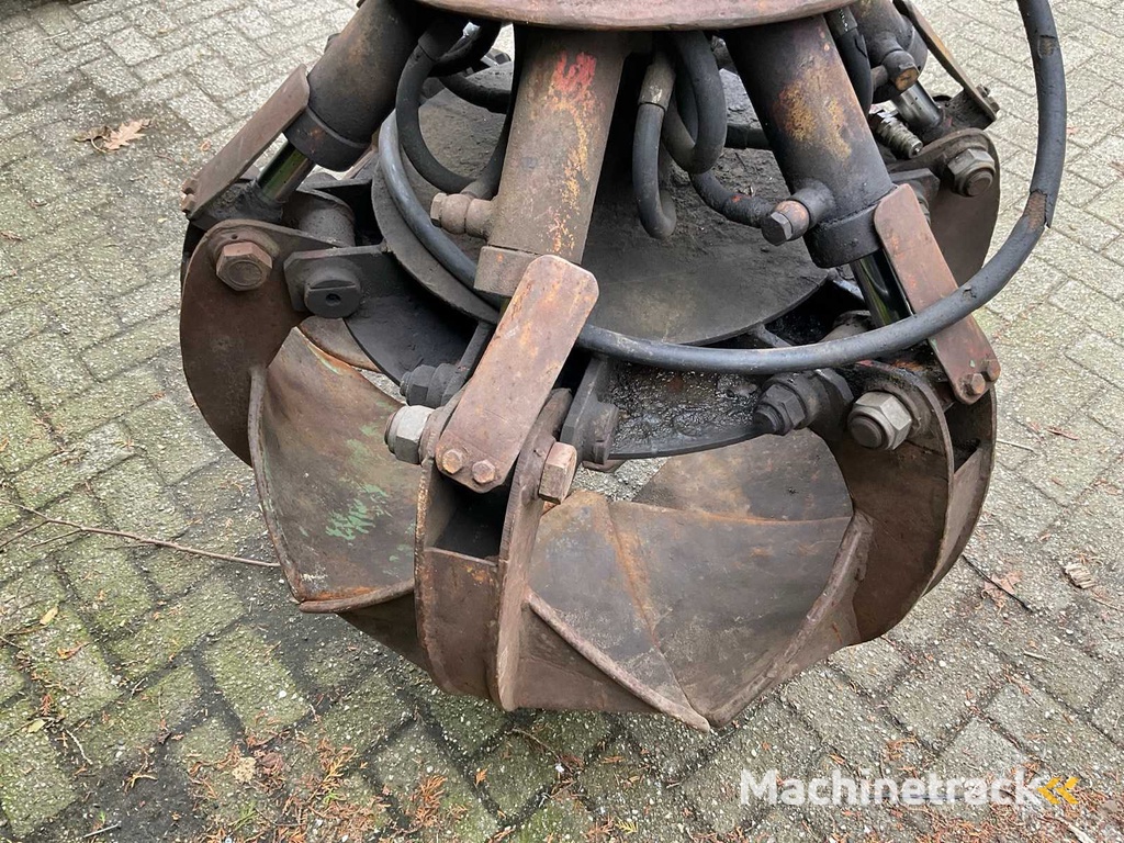 Hydraulischer Polypengreifer / Schrottgreifer