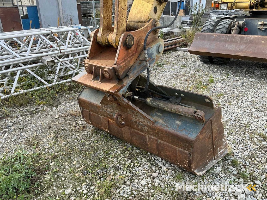 1995 Komatsu PW 130 GK Radbagger