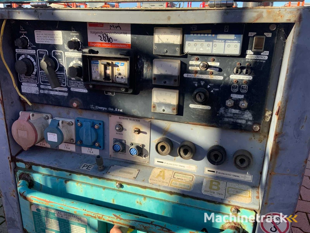 Denyo DLW 400ESEW Gleichstrom-Schweißgenerator / AC-Stromerzeuger Anhänger