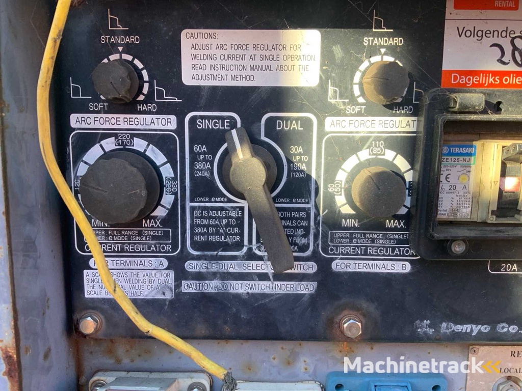 Denyo DLW 400ESEW Gleichstrom-Schweißgenerator / AC-Stromerzeuger Anhänger