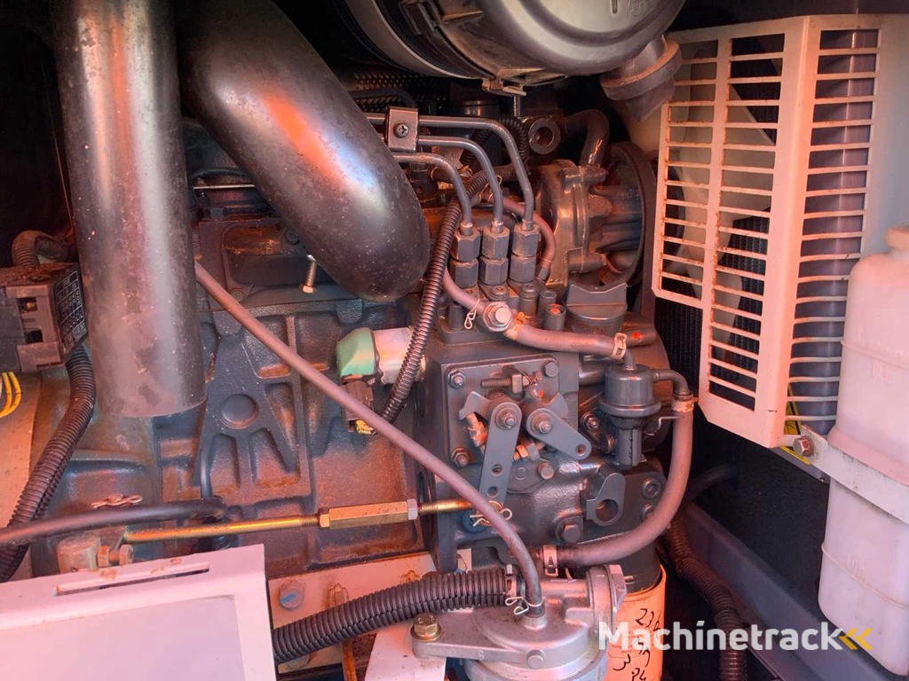 Denyo DLW 400ESEW Gleichstrom-Schweißgenerator / AC-Stromerzeuger Anhänger