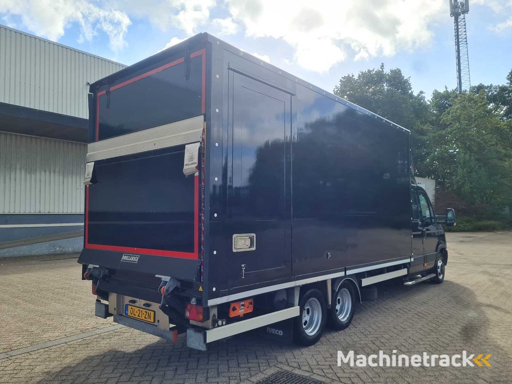 Iveco be combi - Sattelzugmaschine - IS52CI2BA 40C17 - VF-147-B