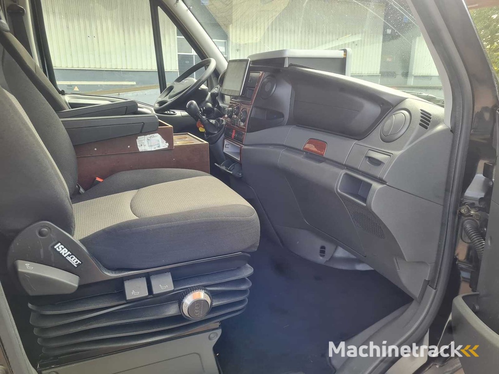 Iveco be combi - Sattelzugmaschine - IS52CI2BA 40C17 - VF-147-B