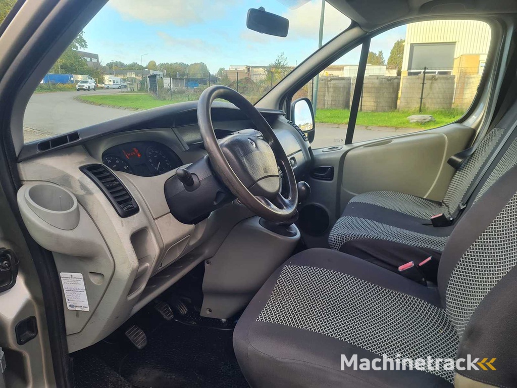 Renault - Trafic - 2.0 dCi T27 L1H1 - 50-VKD-7