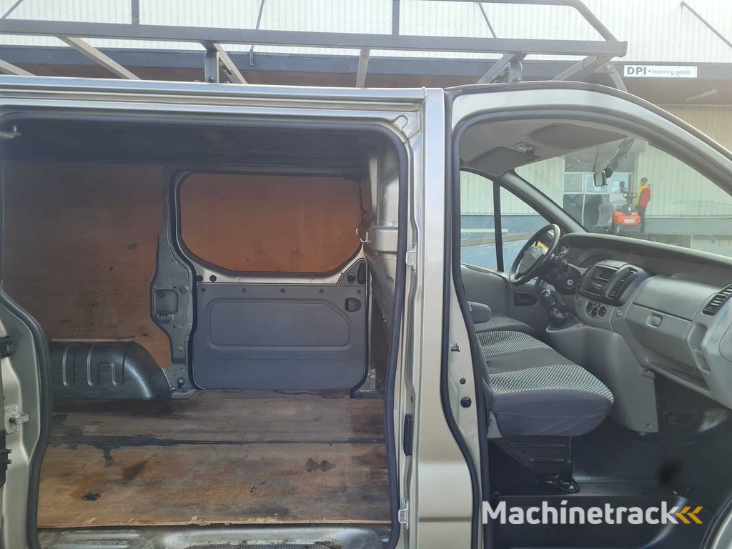 Renault - Trafic - 2.0 dCi T27 L1H1 - 50-VKD-7