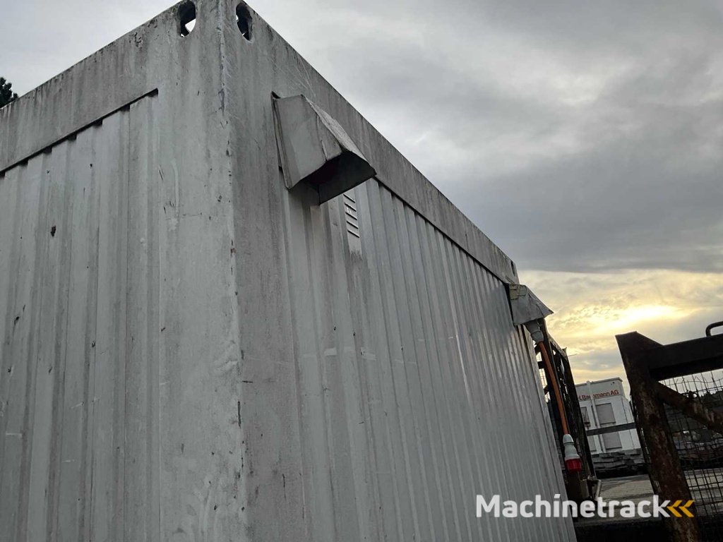 2010 Kifa 16 Mannschaftscontainer
