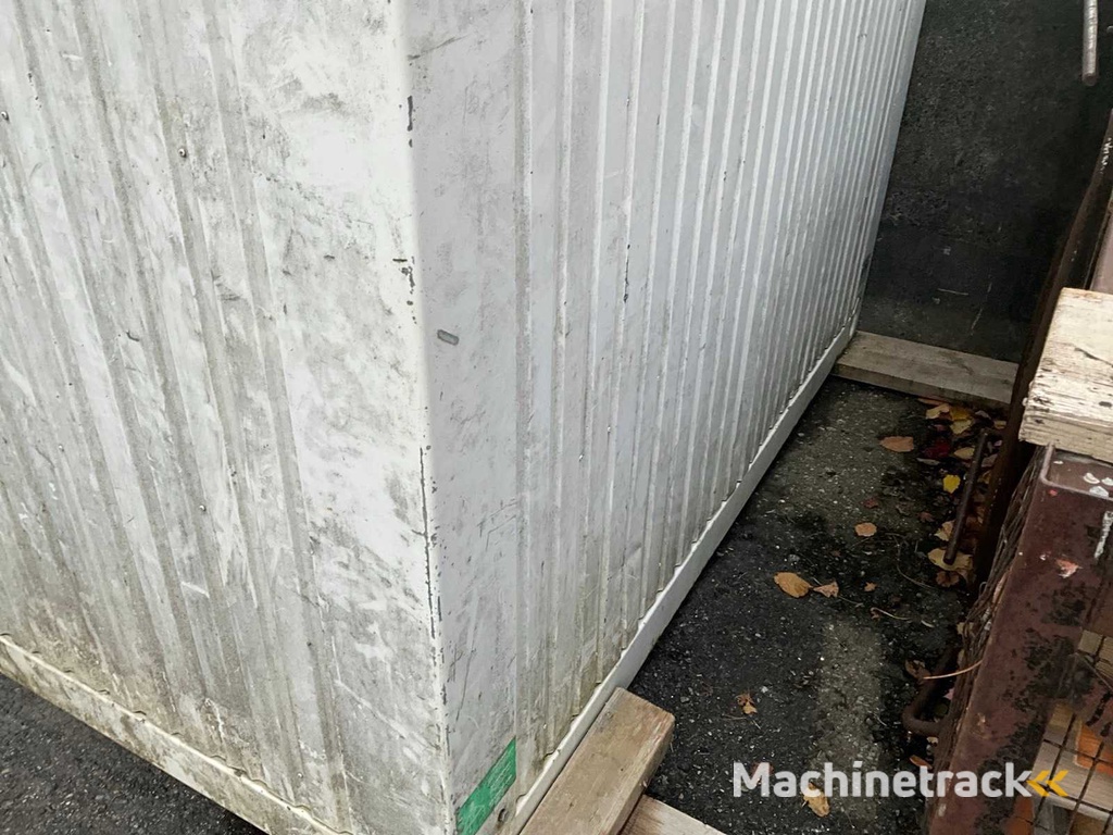 2010 Kifa 16 Mannschaftscontainer