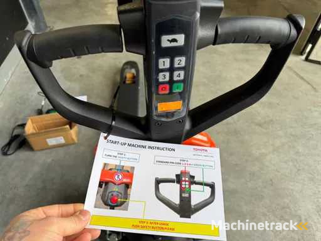 Toyota - Elektrische pallettruck - 2025 NOOIT GEBRUIKT