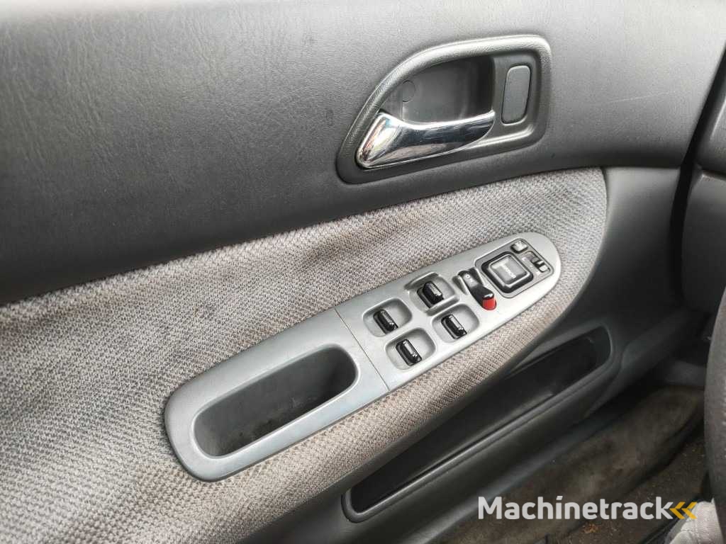 Honda - 1995 - Accord Aerodeck - 2.2i ES - LX-XF-31