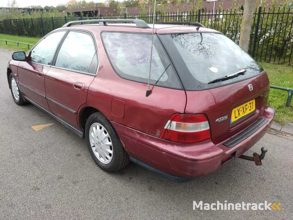 Honda - 1995 - Accord Aerodeck - 2.2i ES - LX-XF-31