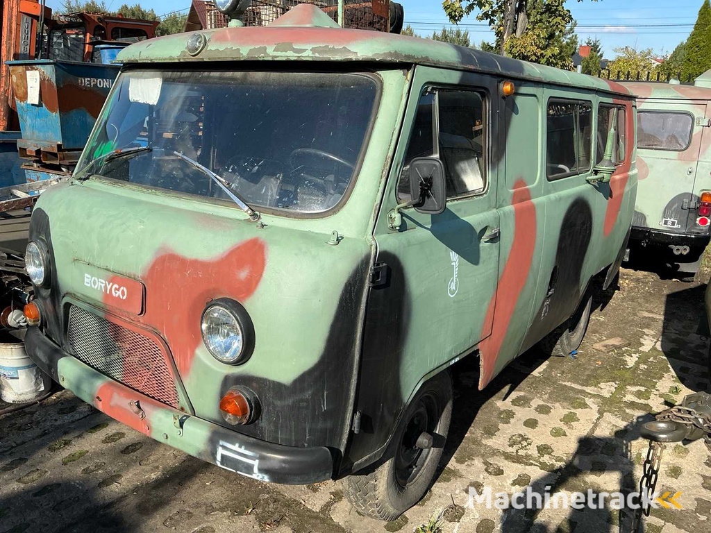 UAZ 452T-2 Geländewagen