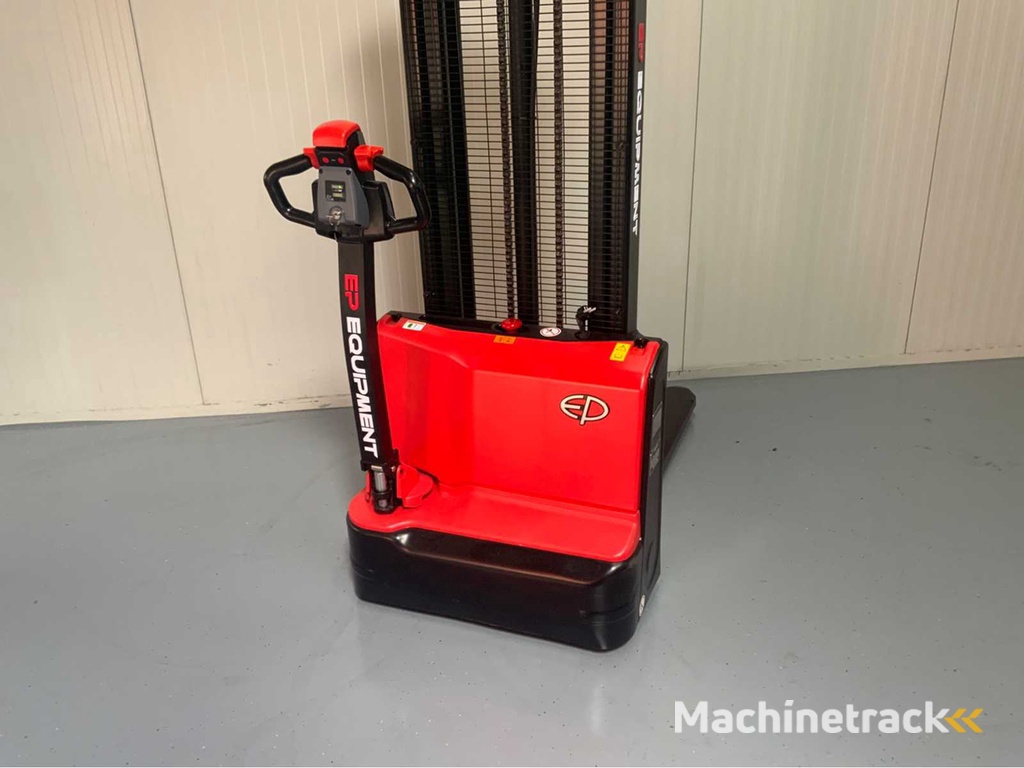 EP - EST 3,3 Meter Stapler, Innenlader 2025