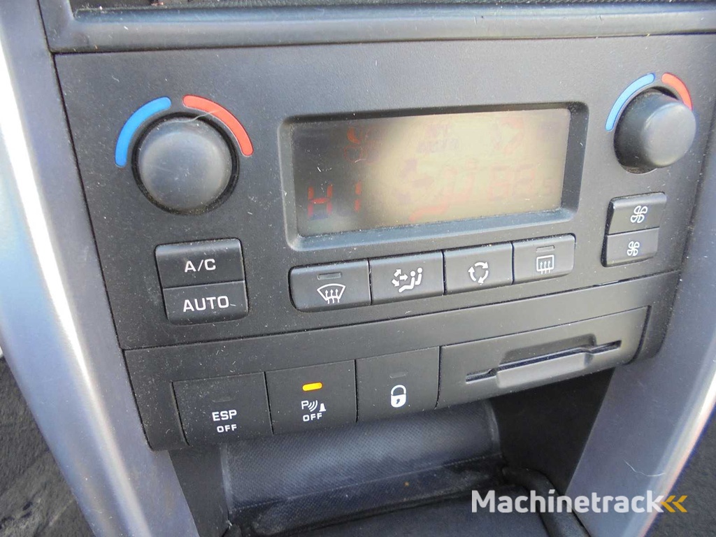 Peugeot - 2008 - 207 CC - 1.6 VTi - NX-528-R