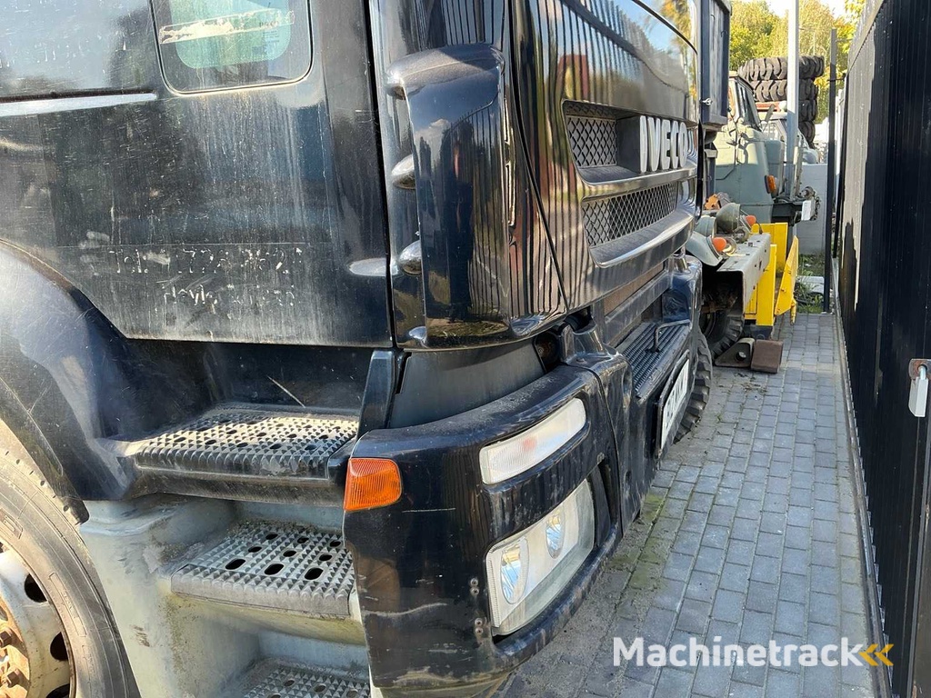 IVECO - Stralis - Truck with crane - 2009