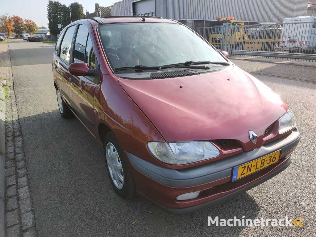 Renault - 1999 - Mégane Scénic - 2.0 RT Automatik - ZN-LB-36