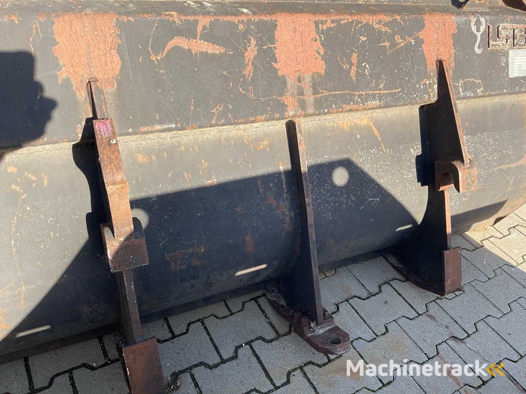 2004 LSB Merlo ZM2 Baggerschaufel Merlo