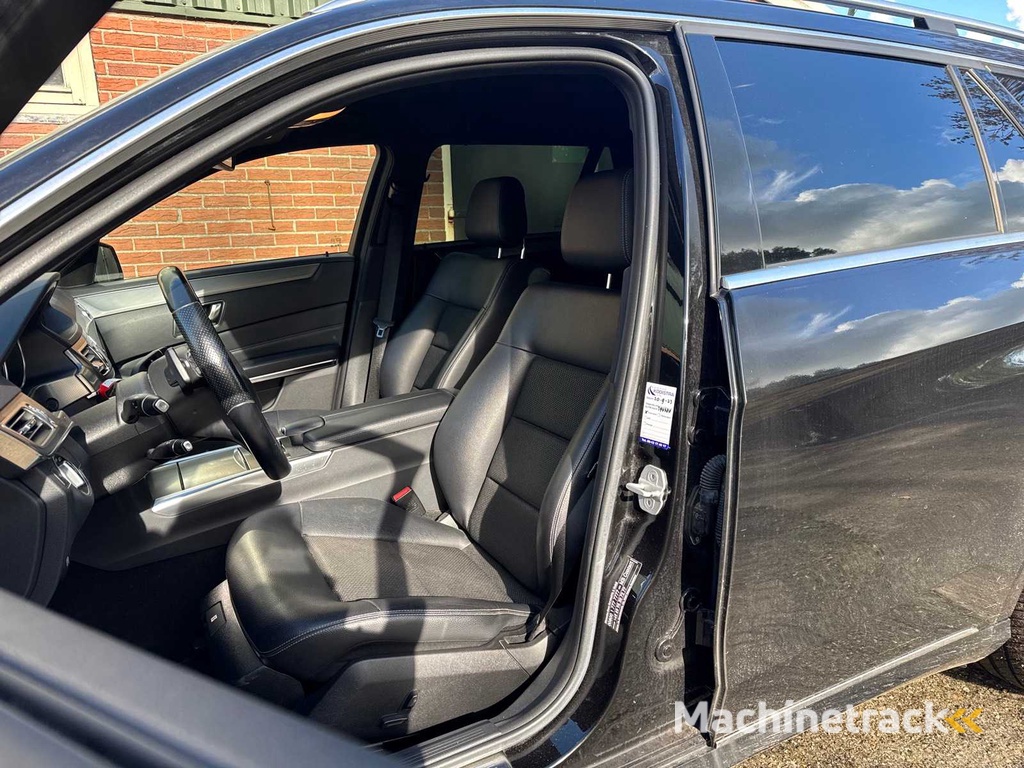 2013 - Mercedes-benz - E300 - E-Klasse T-Modell - W212R - PKW