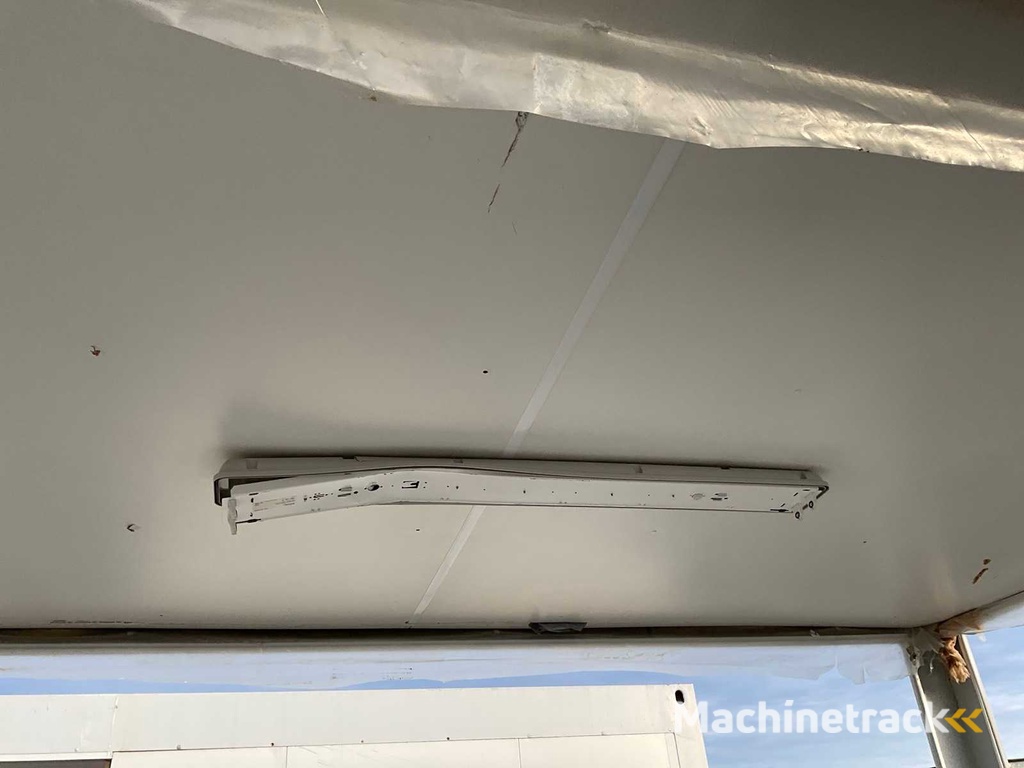 Stützeinheit / Schalteinheit