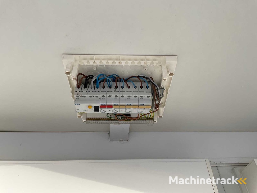 Stützeinheit / Schalteinheit